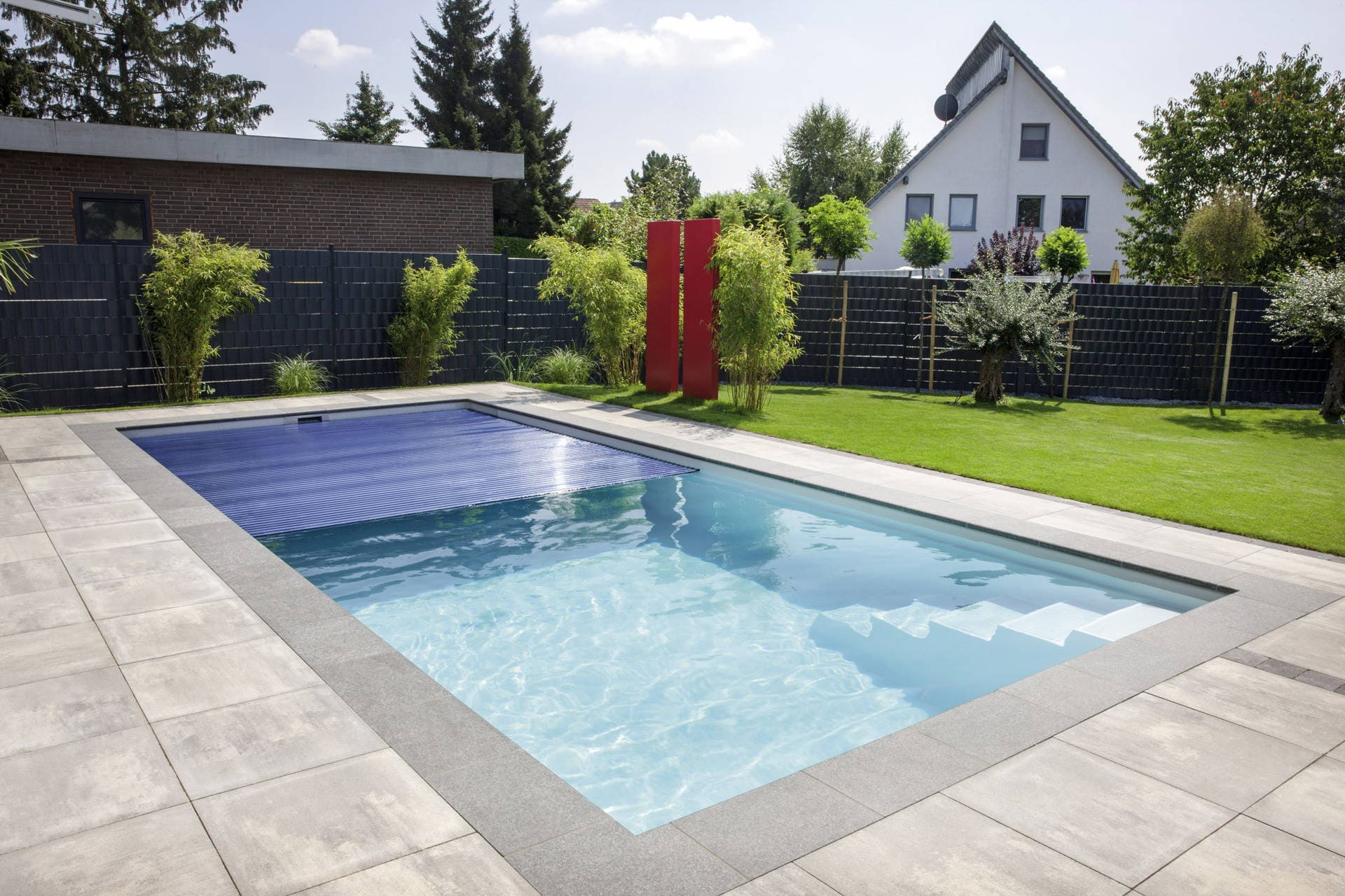 Fertigschwimmbecken