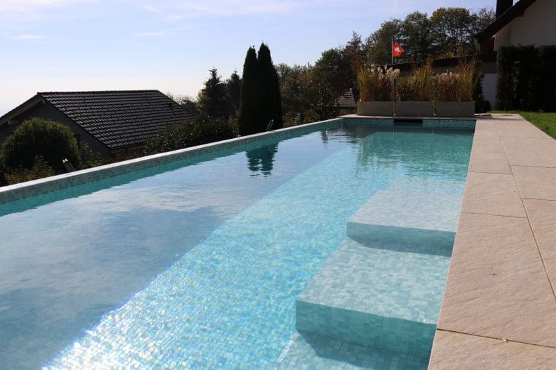 Mosaik Pools